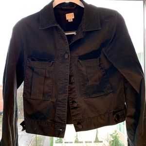 Black light weight jacket